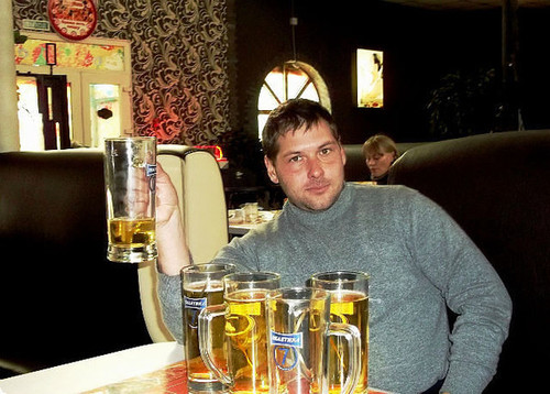 kylikovdmt's profile picture. Не помню, что сказал жене: 'Выпью две кружки пива и приду в девять' или 'Выпью девять кружек и приду в два'!!!