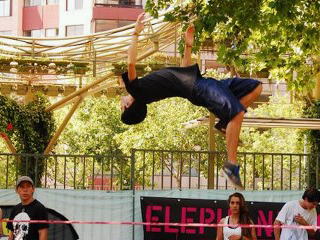 estudiante de ing. en seguridad y prevencion de riesgos de la U. andres bello tengo 22  años. Me gusta hacer slackline.