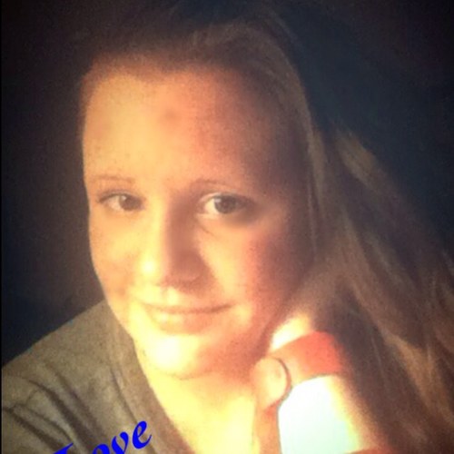 I'm just one of those girls who fangirls over the most AMAZING Aussie of all time, @CodySimpson. I love him with all of my American heart! #GCF this & #GCF that