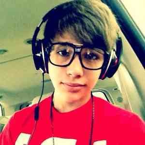 Me Love Justin Bieber@BelieberForever~0NE Direction & Austin Mahone:-* Follow@{SecretlyBelieber} & get a follow back