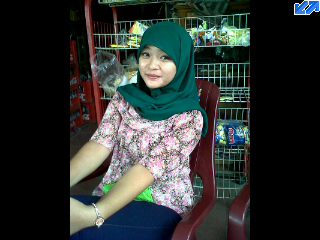 RikaAyuw's profile picture. Aku mencintainya karena اَللّهُ {()}