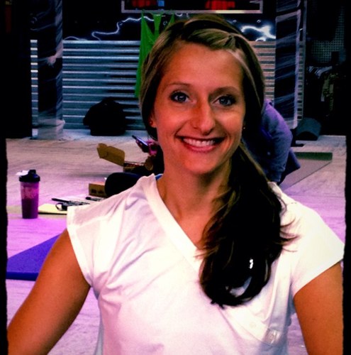 Fun, easy-going gal on a mission to become a better person every day and help others along the way.
