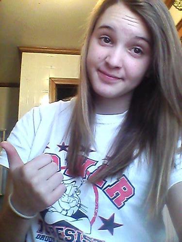 Follow me ! I follow back (: