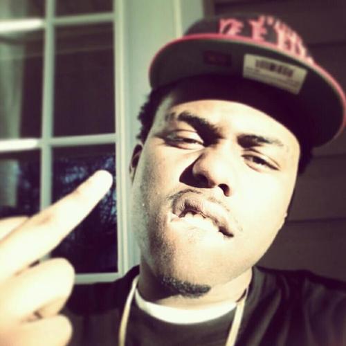 Just a yung nigga tellin my story threw tha music mixtape droppin soon be on da lookout#RichGang#MOE#