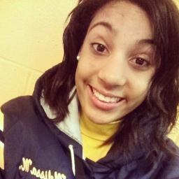 Instagram @ Aye_im_gorgeous #Cheerleader #softbakl #TeamGorgeous ( CHICAGO DOPEST! ) #Freshman