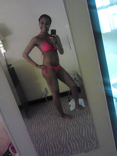 im cool i love my family n tha few friends i do have... im a proud mom n love my sons  jaylen nd cayden  2 death tht is all!!!!