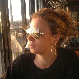 nadianetcha's profile picture. 