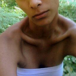 italian / anorexic / self-hurter / self-destroy