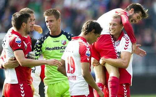 Wij zijn de officiel FC Utrecht fanclub ! || nieuws weetjes verlotingen en livescores ! ||