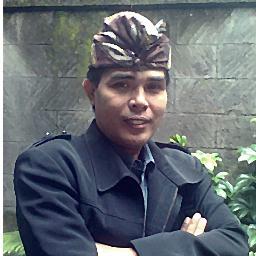 Director The Consumers Protection Institution Of Bali..
Direktur Yayasan Lembaga Perlindungan Konsumen Bali (http://t.co/FpJgQBT9za)