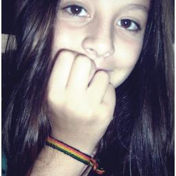A amizade nasce no momento em que uma pessoa diz para a outra 'O que? Você também! Pensei que eu era o único.*-*