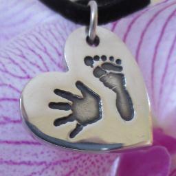 I speciaise in 3D lifecasts and beautiful fine silver keepsake jewellery.. Quality keepsakes to treasure forever. https://t.co/OBS45FQnhT