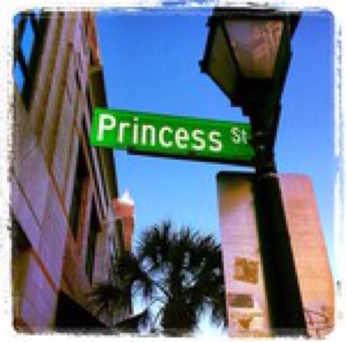 SewJeniLou's profile picture. Succulent, Soulful, and Spunky...That's me!!!