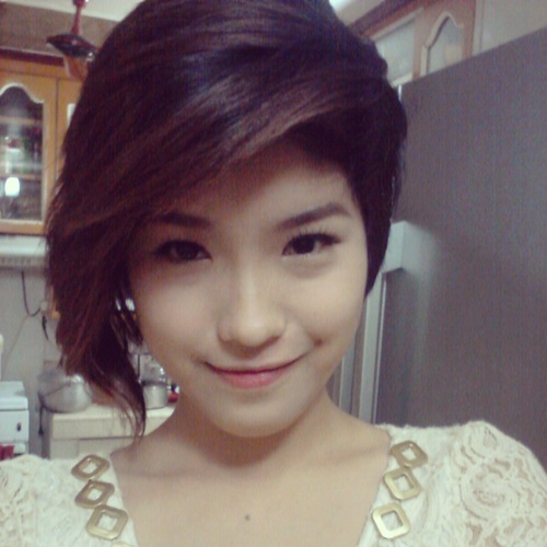 SiMPLE yet hard to FOLLOW ! :* ---- YOU WISH ! freelance model --- 19 yrs old