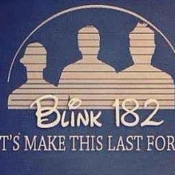 blink-182 ♥ !! (I'm female;D!) 
MARK REPLIED ME TWICE!!*-*  18.jan.2013 and 05.feb.2013!!!!! 
and i got a reply from PATRICK !! 19.03.2013 *_*