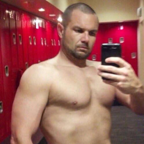 NekkidTruker's profile picture. Married to @BabyDoll629 Just here to fuck around. If u can't say it on the timeline i don't wanna hear it