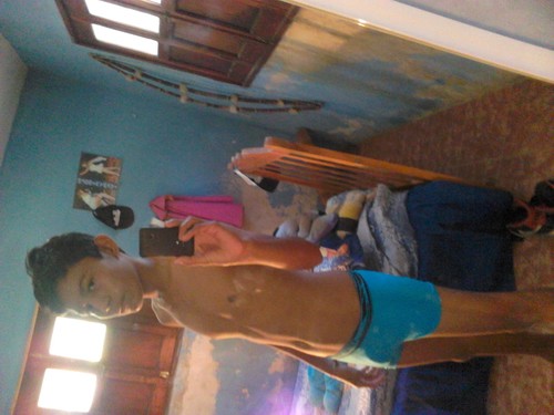 me gusta mucho gloria trevi @-}--