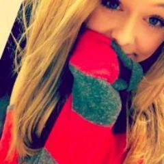 Follow me.. I follow back :) 
Im 17 and a big directionerr! :) xx
My Goals: 100 (x) 500 () 700 () 1000()