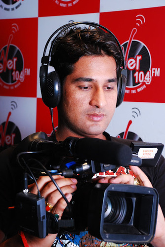 LakshmanSirola's profile picture. 