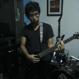 Slasheando's profile picture. Interesado en el rock , en la sociedad, seguidor de buena vibra :D https://t.co/9aw7uY3gFW