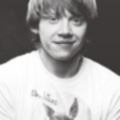 Otro Weasley. Gryffindor. Optimista y divertido. Pelirrojo. Rose / Lav / Fred / George.