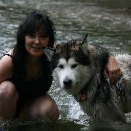 Buceadora, defensora a ultranza de la vida marina, de nuestra libertad y de mis perros. YA BASTA de tantos Partidos Póliticos que no saben ni hacer NADA