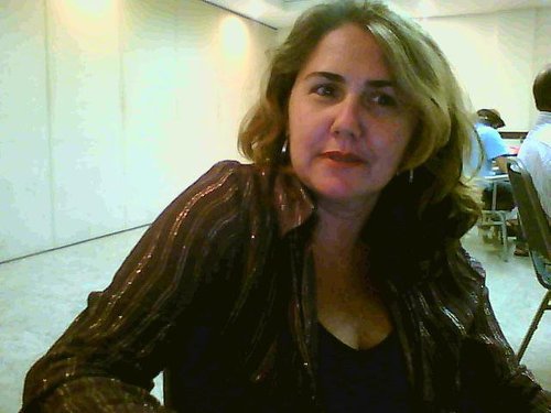 ValriaSaraiva's profile picture. 