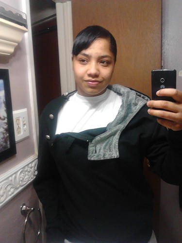 I love long walks, cuddling, and vagina. #single #lesbian