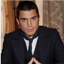 Club de fans del actor Alex Gonzalez,lo podremos ver en Alacran Enamorado ya en cines,Combustion y la serie el Principe!!
