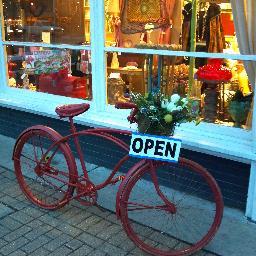 A place where the ordinary is turned into the extraordinary. We re-purpose, restore, re-sell items designed especially for you to enjoy....Simply restyled.
