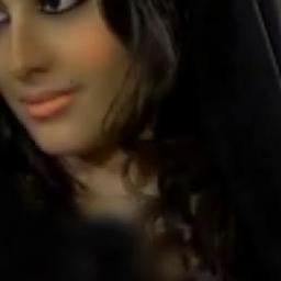 موظفة ...  فلا شئ أجمل من رسم بسمة على وجه من تحب
....الإمارات العربية المتحدة....      I❤UAE