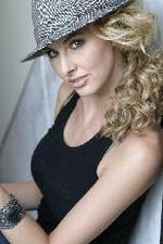 BellaSedanom's profile picture. 