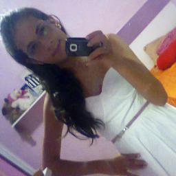 -Hi, sou Neymarzete!
  Diia Peerfeiito 22/12/11 dia que eu conheci o NeymarJunior '-'