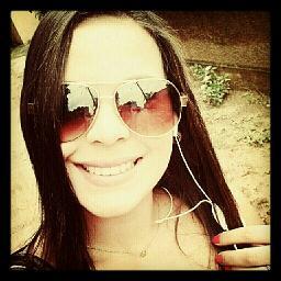 oficial..
se viver é bom
melhor ainda...
é sonhar.
e melhor que tudo
é amar.http://t.co/zyVg0YA973