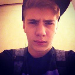 fc Leonardo Picon. bitchfriends @fcgiograssi @negrinivemk s2. sim, sou um menino u-u.Seguido dia 16/02/2013