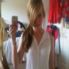 Haiii! :) 'm Daniella! :) I love playing the piano! :D Hope you follow me