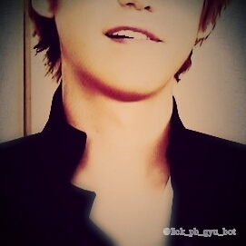 Super Junior Cho Gyuhyun bot. (Japanese only) play biting and lick gyu since...130217