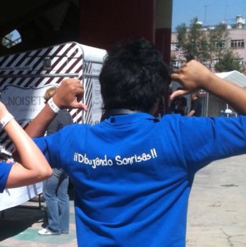 lejandro04's profile picture. 