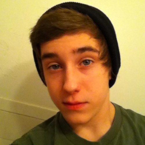 xGlidzy's profile picture. TrickShoter and Feeder on Call of Duty!!! Follow me!!! Add me on XBOX. My GT is Glidzy