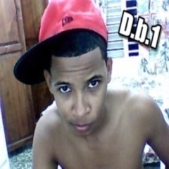 Irritado, possessivo, brav, mal humorado e estúpido. No etanto,carinhoso, amoroso, atencioso, romantico, racional e estudante de Engenharia da Computação :D