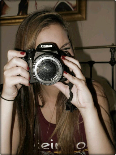 follow my new account @DanellevRooyen :)