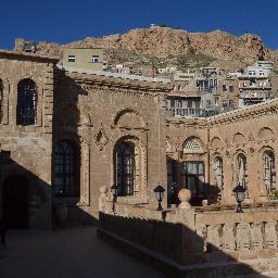 850 yıllık bir tarih,orjinal mardin taşının gizemli hikayesi ile mezopotamya .antik mardin tatlıdede konağı