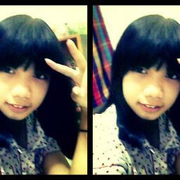 ..เด็กเ(ก)รียนติดทวิตเตอร์? ◘ ไม่ได้หยิ่งแค่พูดไม่เก่ง ◘ ชอบคนยิ้มสวย มีลักยิ้ม ;; ◘ กรุ๊ปเลือด A รีทวีตเป็นชีวิตจิตใจ!!  #ชีวิตจะสนุกถ้าไม่หยุดไร้สาระ