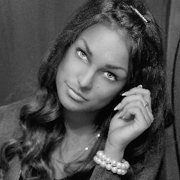 NatalieChechu's profile picture. Если в мире все бессмысленно, — сказала Алиса, — что мешает выдумать какой-нибудь смысл. (Л. Кэрролл Алиса в стране чудес)