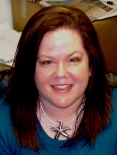 Marketing manager for luxury brands. Event planner. Loves antiques/fabulous fashion/design.