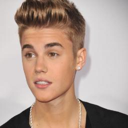 I LOVE @katyperry & @justinbieber ♥ #KatyCat #Belieber. JB followed me 10.14.11 #BestDayEver ♥