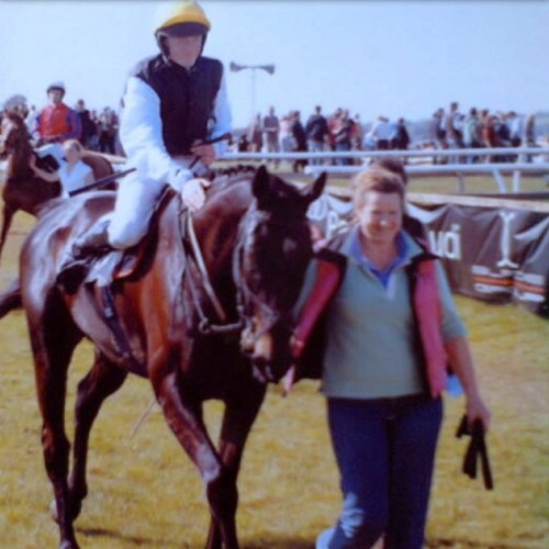 VeronFarey's profile picture. 