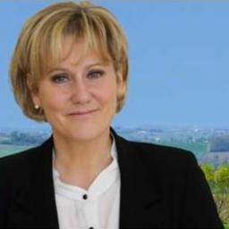 nadine__moreno's profile picture. Aussi étrange que cela puisse paraître, ceci est bien un compte fake.