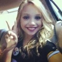 Madison Ziegler (@dancingdollofpn) Twitter profile photo