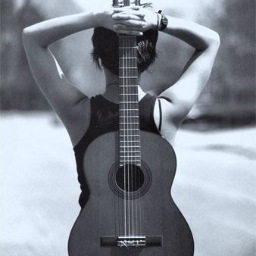 Vitriky's profile picture. 